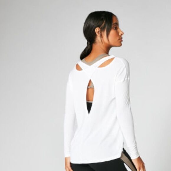 Under Armour White Long Sleeve Cut Out Tee - Picture 1 of 5